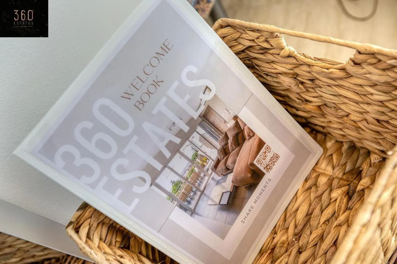 Penthouse Studio, With With Private Balcony & Wifi By 360 Estates San Ġiljan Appartement