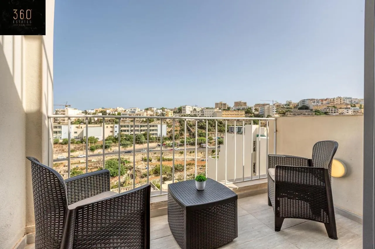 Appartement Penthouse Studio, With With Private Balcony & Wifi By 360 Estates San Ġiljan